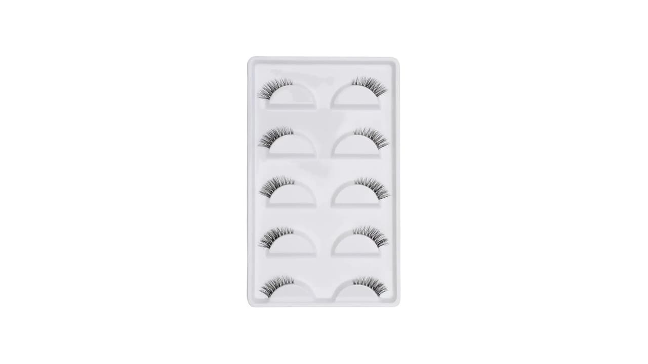 Qual a Melhor Cílios Postiços? 12 Opções para Olhar de Gato ou Fox Eyes