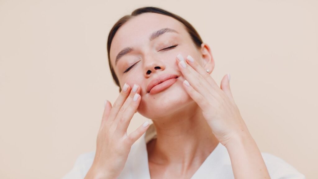 Melhor creme clareador de manchas no rosto: os 10 melhores em 2024 1 Melhor creme clareador de manchas no rosto