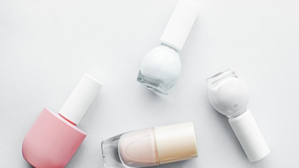 Branco que não Amarela: Descubra os Melhores Esmaltes 2024 2 Melhores marcas de esmalte branco